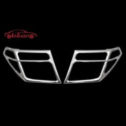 Viền đèn trước Navara 2012