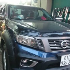 Ốp vè cua bánh xe Navara