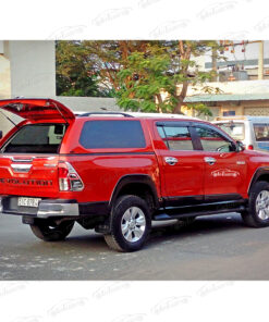 Nắp thùng cao cho xe bán tải Toyota Hilux
