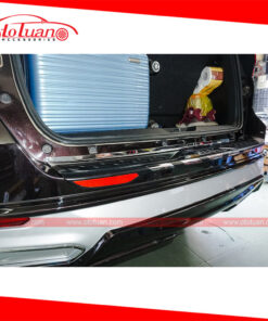 Nẹp chống trầy cốp sau Fortuner 2017 - 2018 - 2019 FITT Thái Lan
