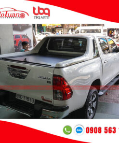 Nắp thùng cuộn xe bán tải Hilux Rocco