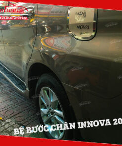 Bệ bước chân Innova 2018