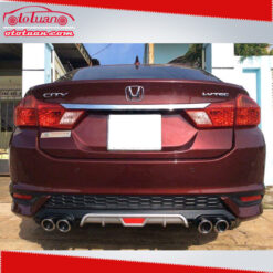 Lip chia pô xe Honda City