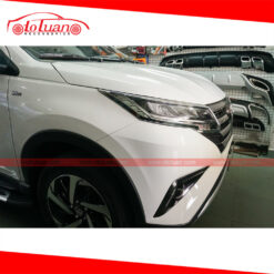 Viền đèn trước Toyota Rush