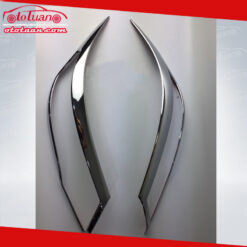 Viền đèn trước Toyota Rush