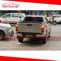 Khung thể thao xe Nissan Navara