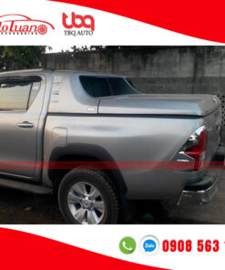 Nắp thùng thấp mang cá xe Hilux