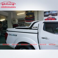 Nắp thùng thấp xe Nissan Navara