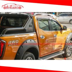 Ve che mua xe Nissan Navara