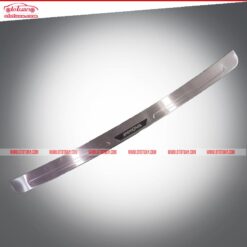 Nẹp chống trầy cốp xe Innova 2018