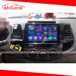 Màn hình xe Toyota Fortuner 2015