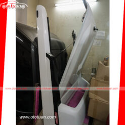 Nắp thùng thấp Ford Ranger mở 45 độ cũ