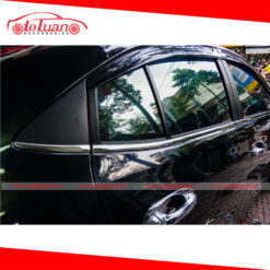 Viền chân kính xe Vios 2019