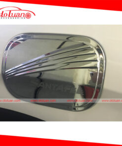 Ốp nắp xăng Hyundai Santafe 2019
