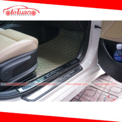 Nẹp bước chân chống trầy xe Hyundai Elantra 2018