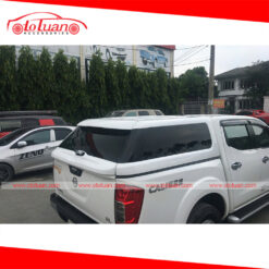 Nắp thùng cao không đèn Nissan Navara