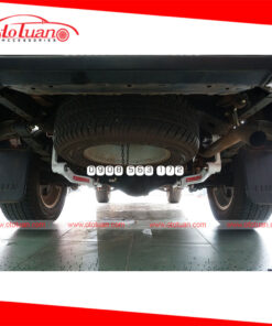 Thanh giằng chống lật xe Toyota Hilux 2019