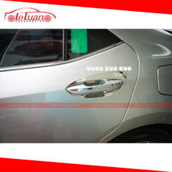 Chén cửa xe Corolla Altis 2019