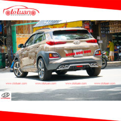 Lip chia pô Hyundai Kona
