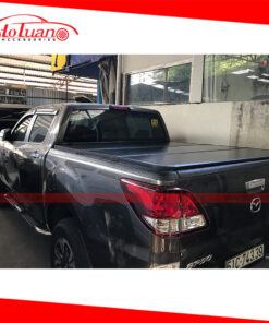 Nắp thùng 3 tấm xe Mazda BT50