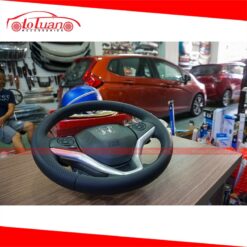 Khâu da vô lăng xe Honda Jazz