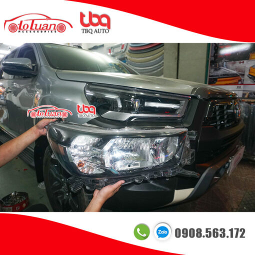 Body kit nâng đời Toyota Hilux thường thành Adventure