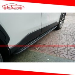 Bệ bước chân xe Toyota Cross
