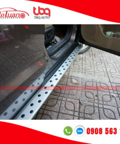 Bệ bước chân xe Hyundai Santafe 2009 - 2010