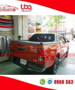 Khung thể thao thùng xe bán tải Hilux Adventure 2.8 đời 2021
