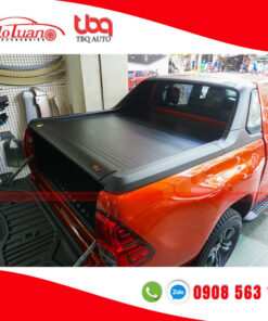 Combo nắp thùng cuộn điện và khung thể thao cho xe Hilux E 2021