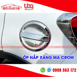 Ốp nắp bình xăng xe Toyota Raize