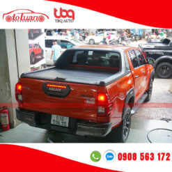 Nắp thùng cuộn ANPHA lắp cho xe Toyota Hilux Adventure 2.8 2021 - 2022