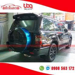 Độ pô kiểu cho xe Toyota Land Cruiser đời 2004