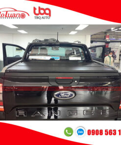 Nắp thùng 3 tấm lắp cho xe Ford Ranger Wildtrak 2023