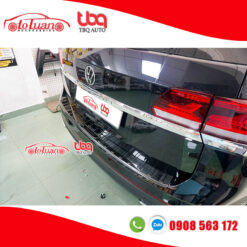 Nẹp chống trầy cốp ngoài xe Teramont 2023