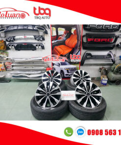 Phay và sơn mâm phối màu xe Kia Sedona