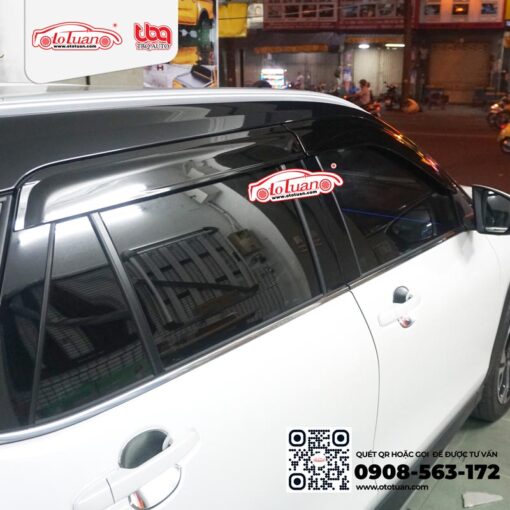 Vè che mưa dành cho xe Toyota Yaris Cross