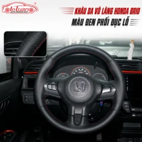 Khâu da vô lăng Honda Brio màu đen phối đục lỗ