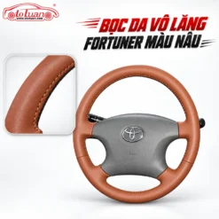 Bọc da vô lăng Fortuner màu nâu